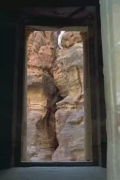 KhaznehDoorway